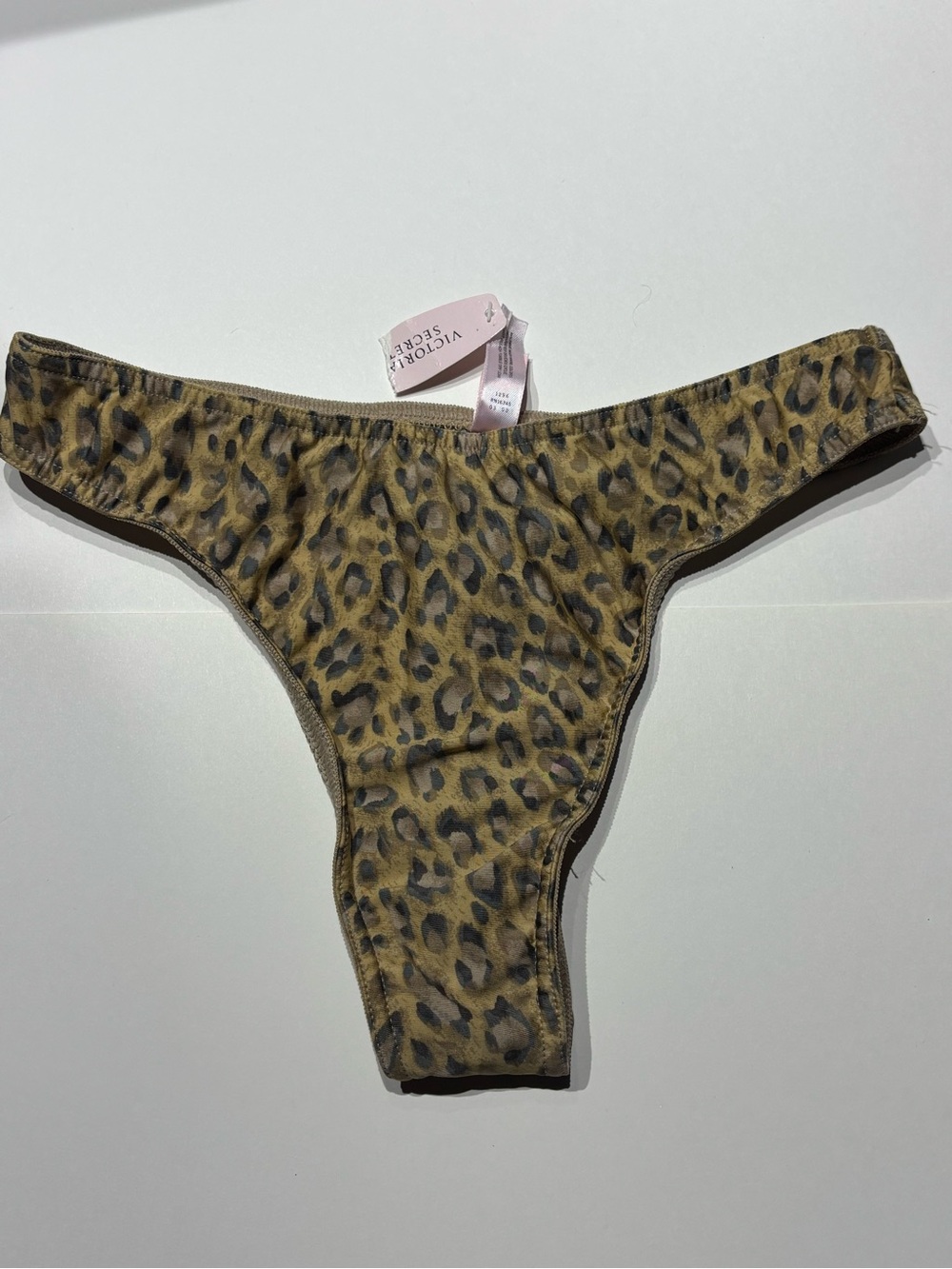 Vintage Victoria's Secret Leopard Print Thong Medium NWT